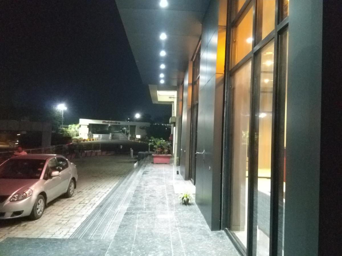 Hotel Indus Inn Pune Exterior photo