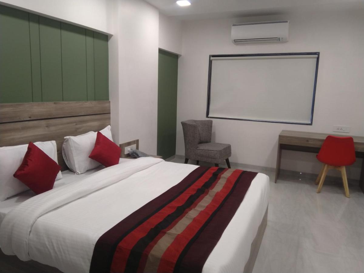Hotel Indus Inn Pune Exterior photo